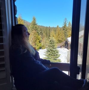 Meet your Posher, Kary